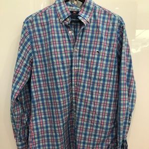 Vineyard Vines men’s dress shirt